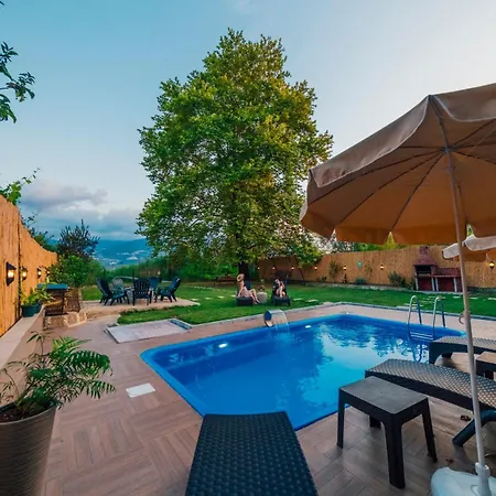 Sepetci Lakehouse Heated Pool *