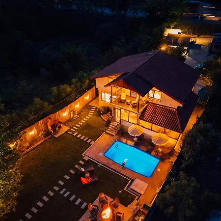 Sepetci Lakehouse Heated Pool Villa Kartepe